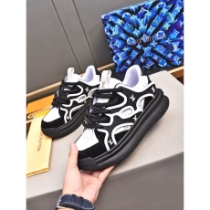 Louis Vuitton Low Shoes